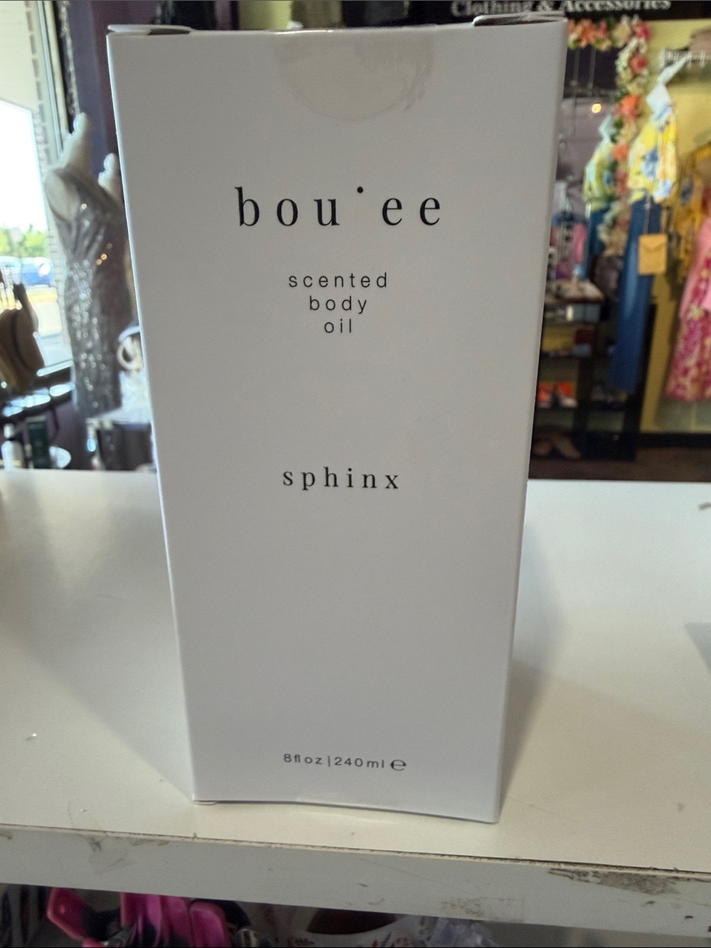 bou·ee Sphinx Scented Body Oil - White